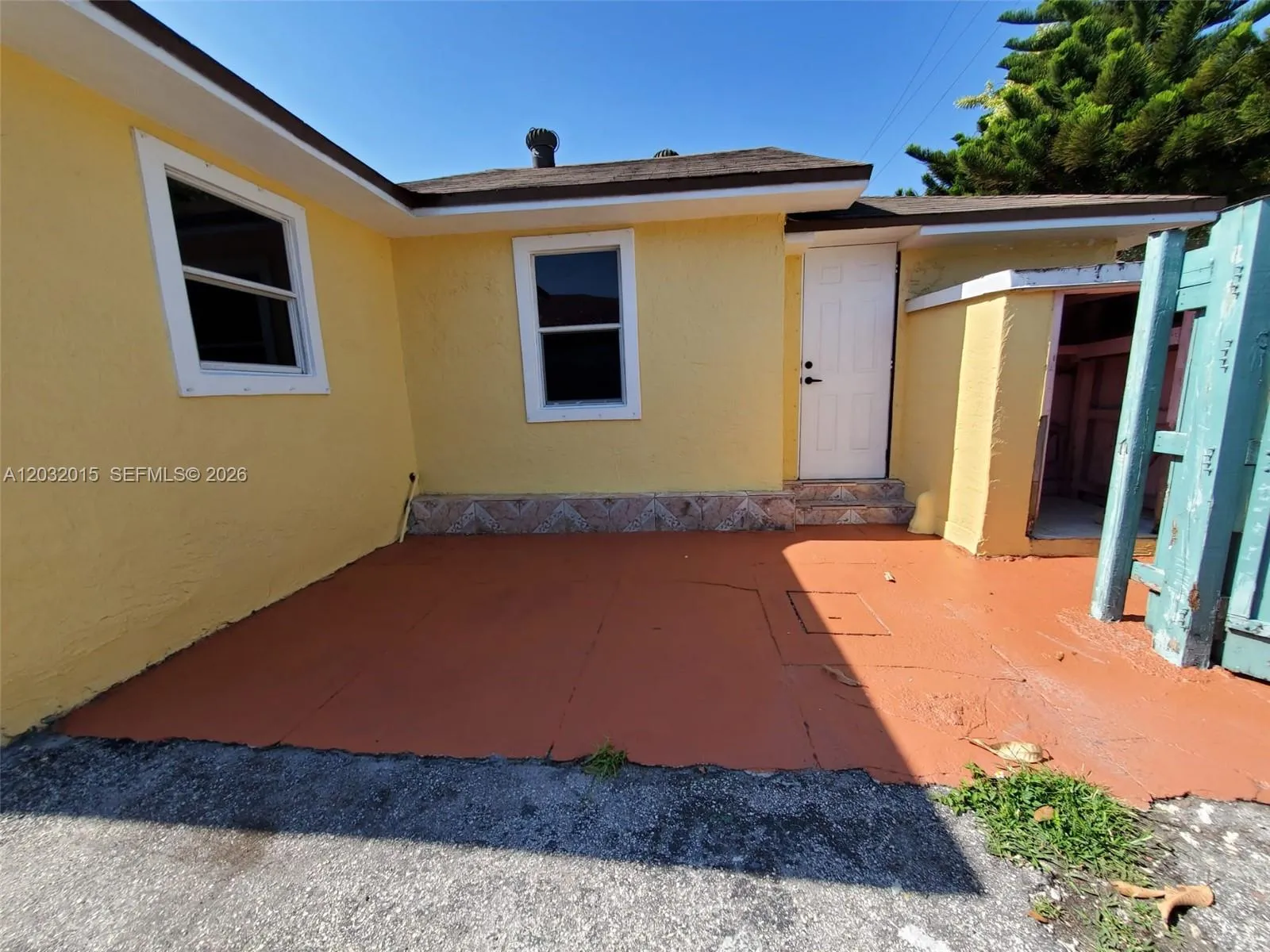 10341 NW 6th Ave # 0, Miami FL 33150