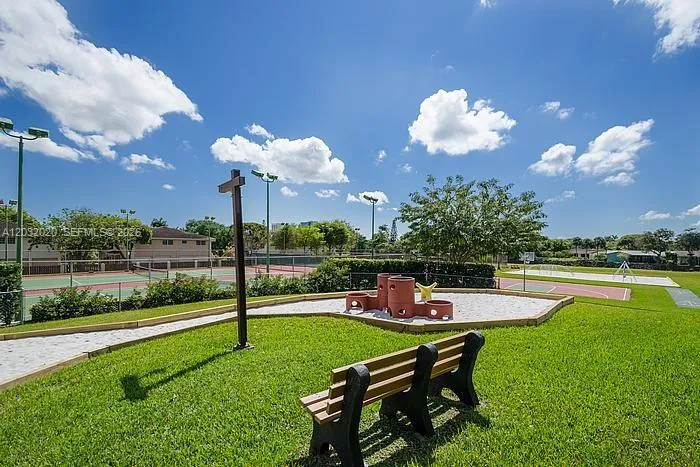 7956 Camino Cir # A4, Miami FL 33143