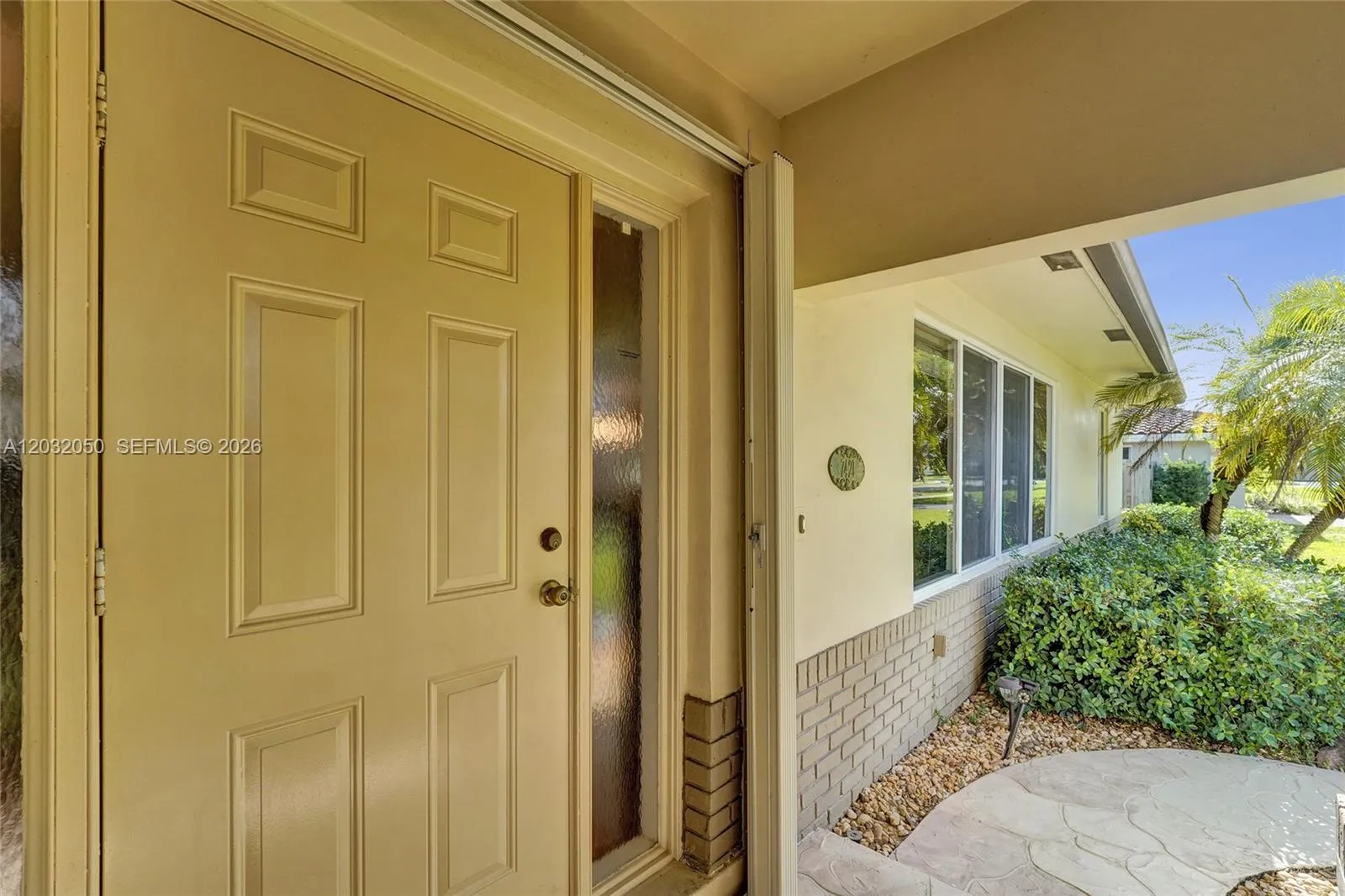 7421 NW 8th Ct, Plantation FL 33317