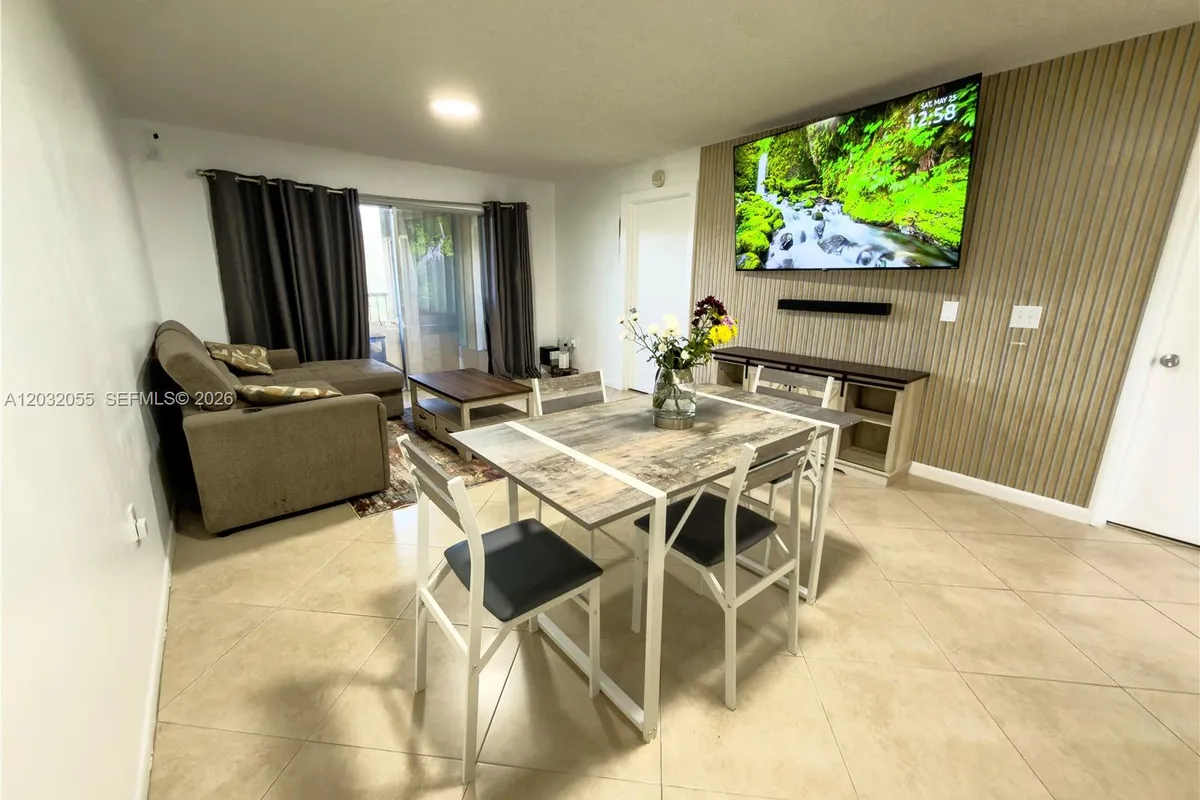 1200 SW 137th Ave # 305E, Pembroke Pines FL 33027