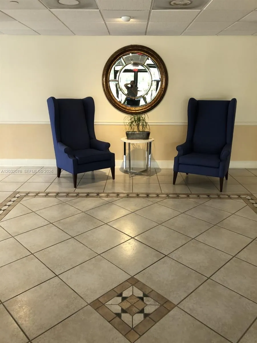 150 Ocean Lane Dr # 4B, Key Biscayne FL 33149