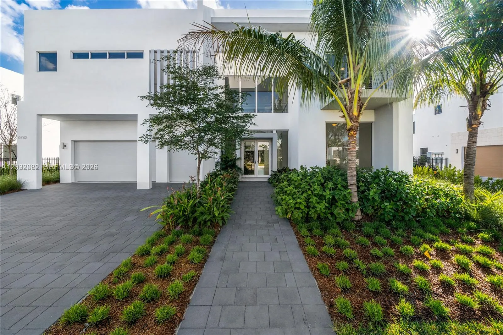 16720 N Botaniko Dr N, Weston FL 33326