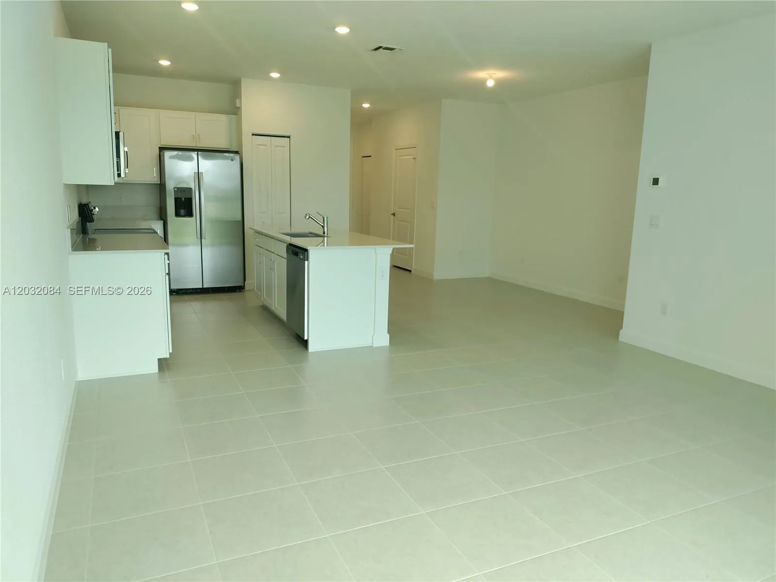 652 SE Lake Falls St, Port St. Lucie FL 34984