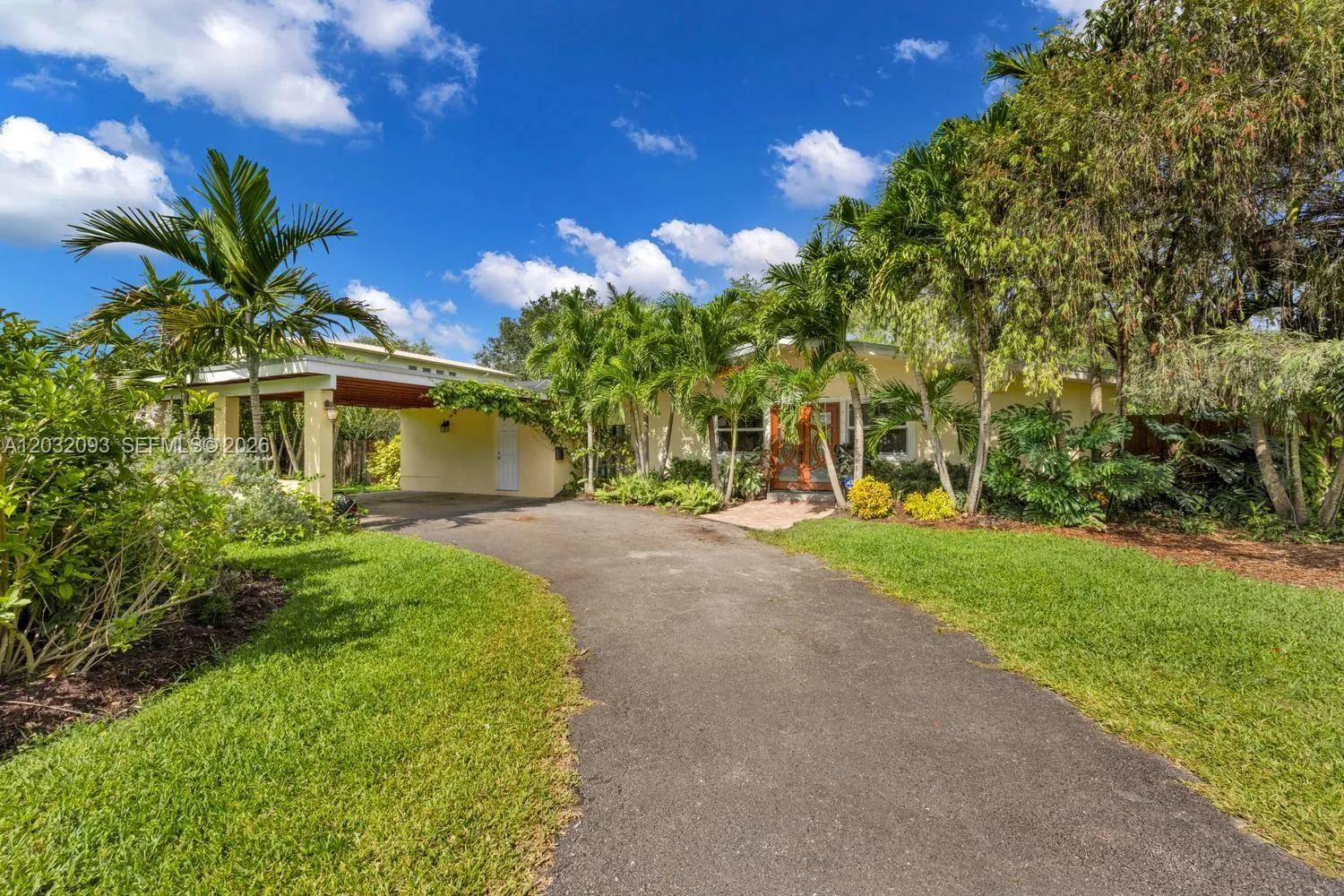 13720 SW 74th Ct, Palmetto Bay FL 33158