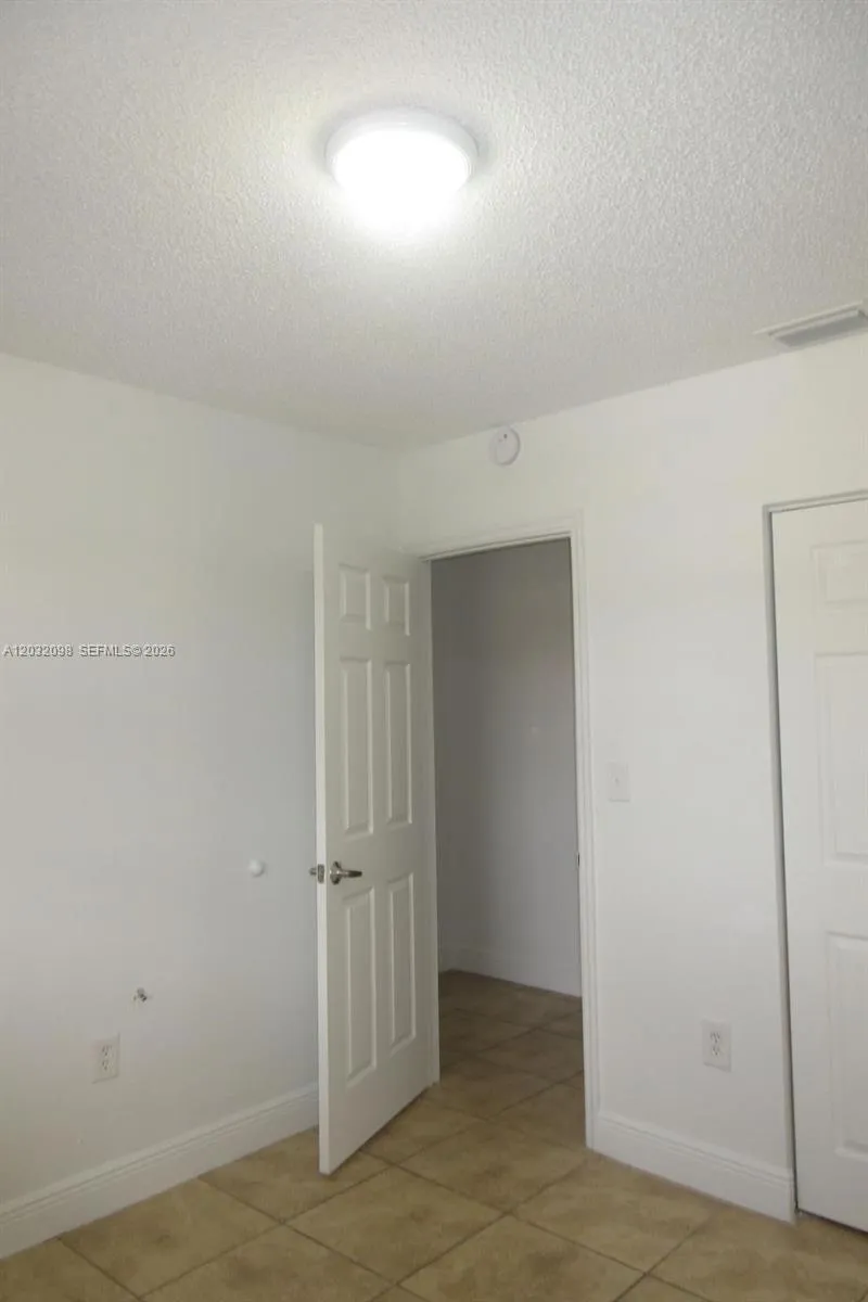 5461 W 24th Ave # 67, Hialeah FL 33016