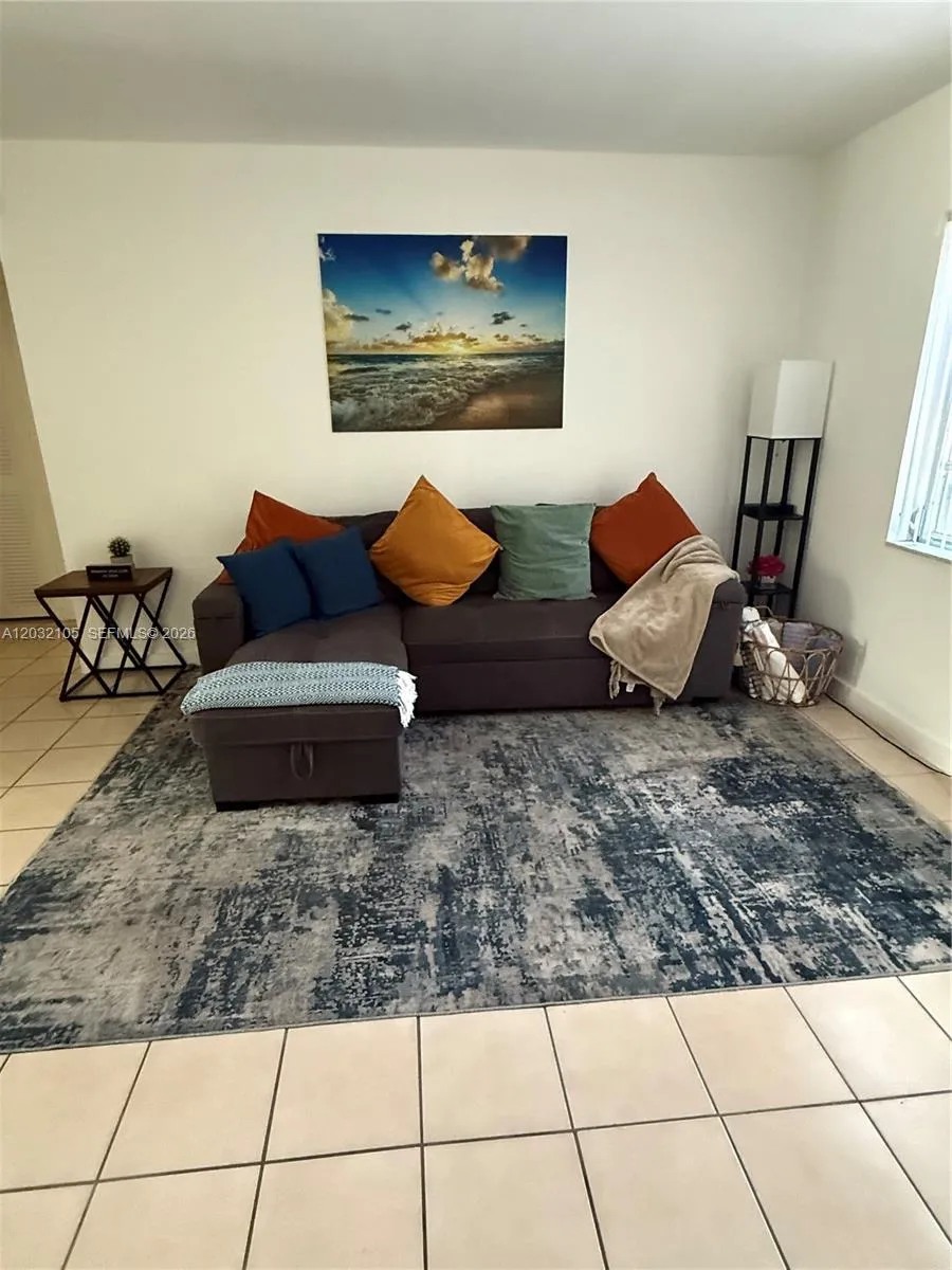 500 SW 7th St # 510, Hallandale Beach FL 33009