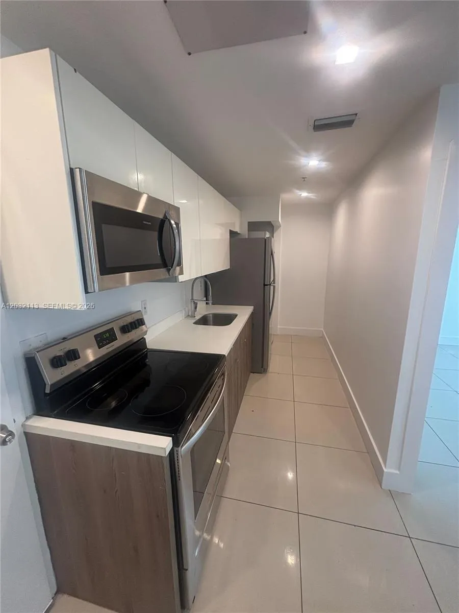829 SW 18th Ave # 203, Miami FL 33135
