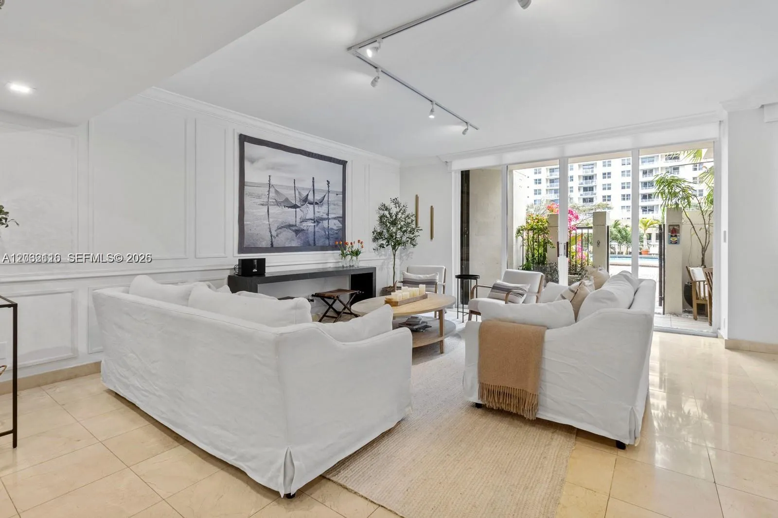 520 Brickell Key Dr # A307, Miami FL 33131