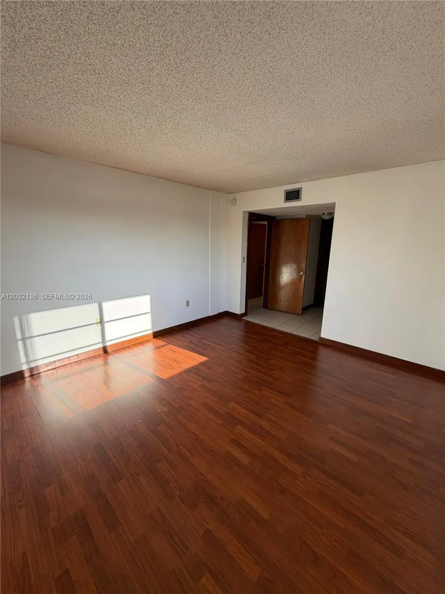 605 NW 72nd Ave # 509, Miami FL 33126