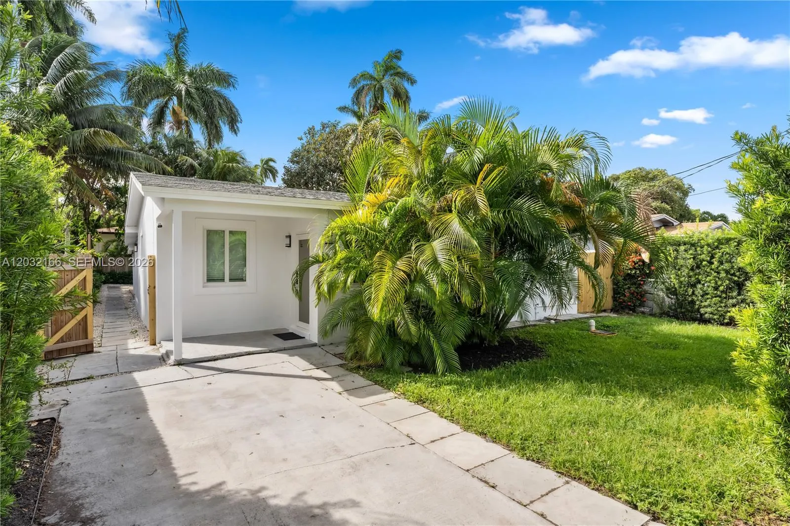 1480 NE 117th St # 1480, Miami FL 33161
