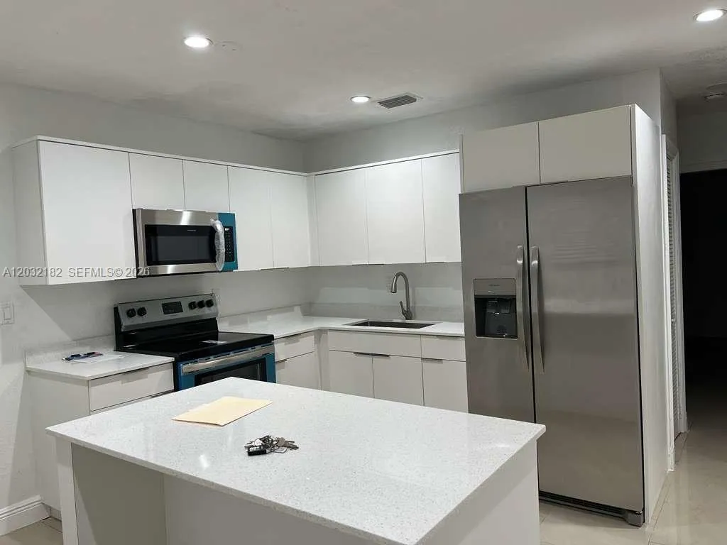 3251 NW 177th Ter, Miami Gardens FL 33056