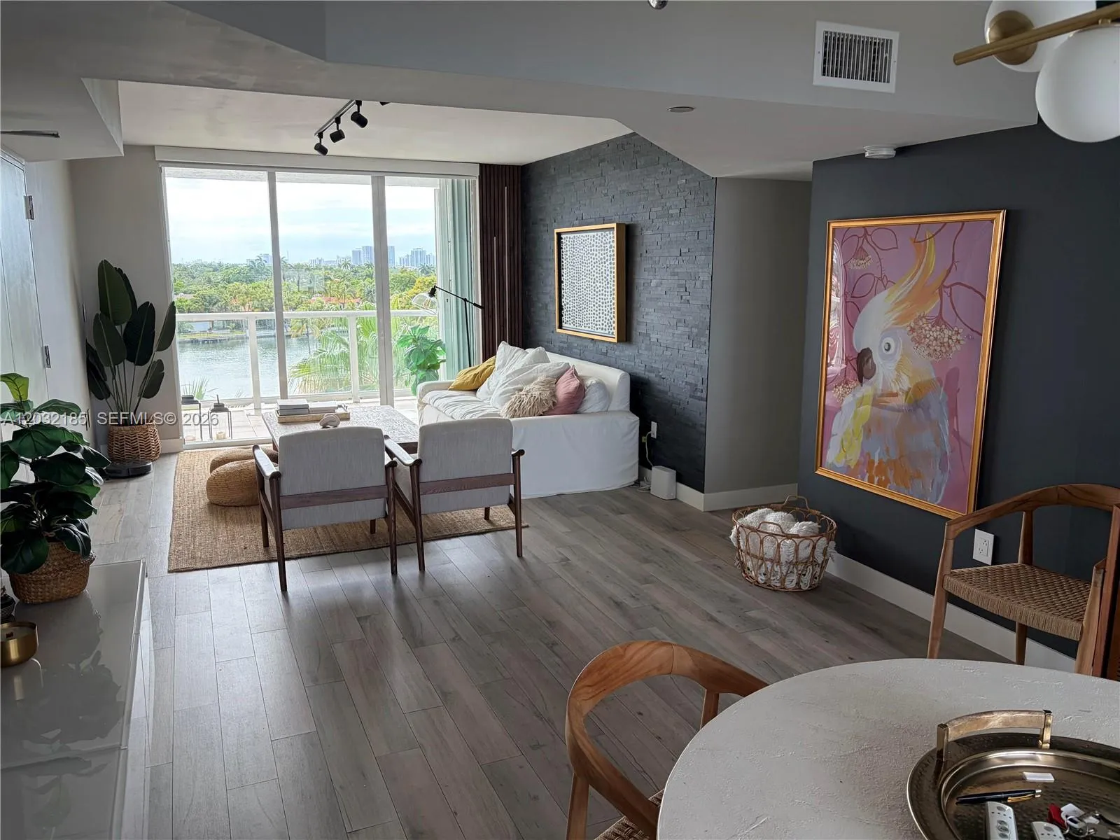 5900 Collins Ave # 702, Miami Beach FL 33140