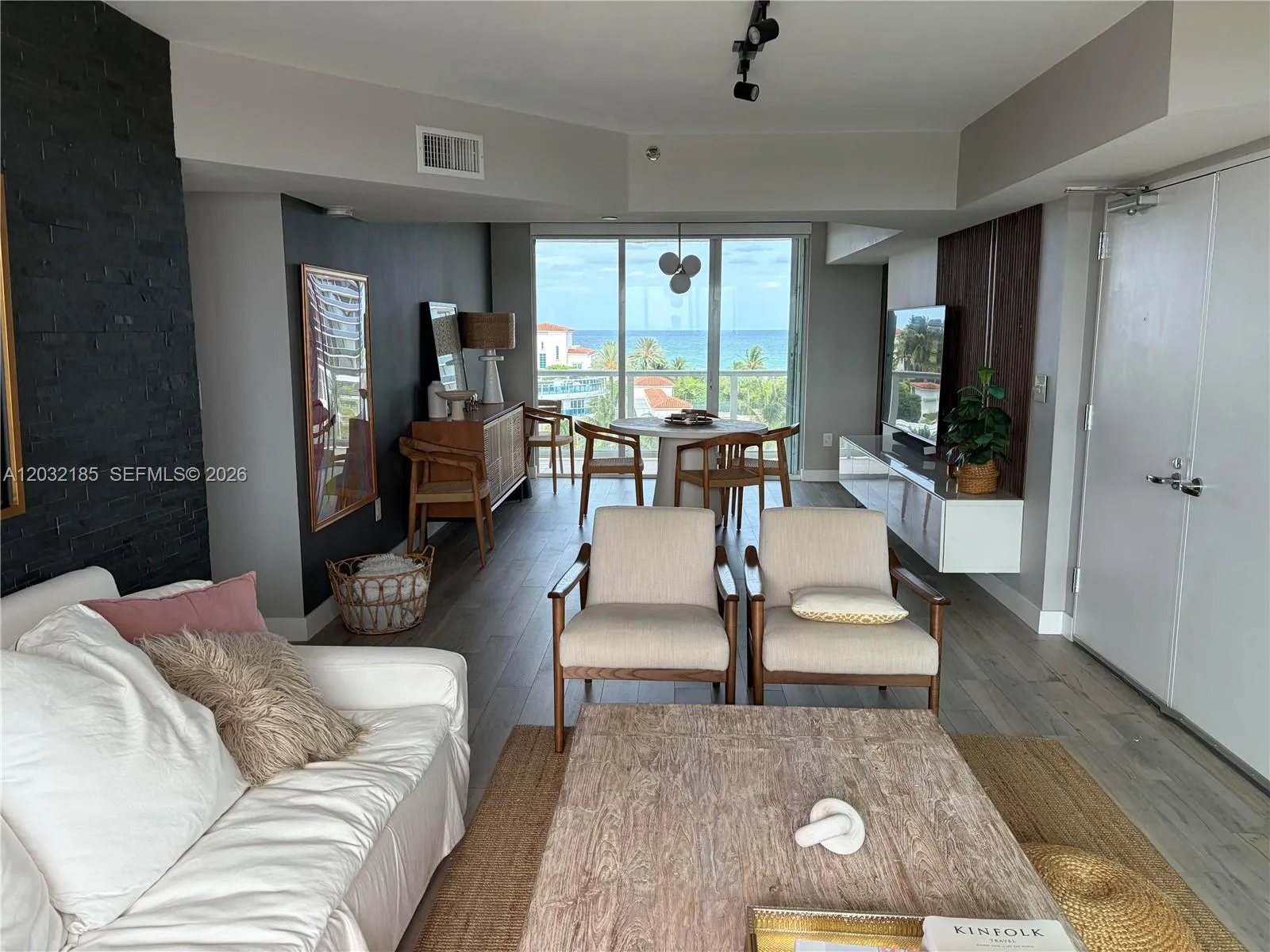 5900 Collins Ave # 702, Miami Beach FL 33140