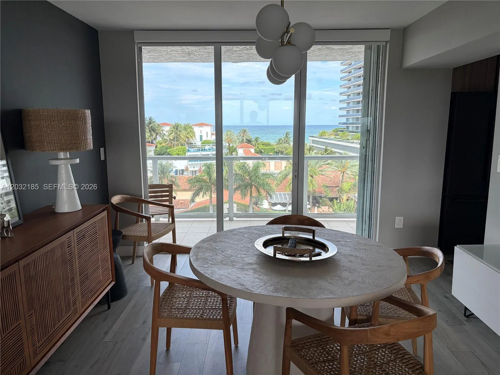 5900 Collins Ave # 702, Miami Beach FL 33140