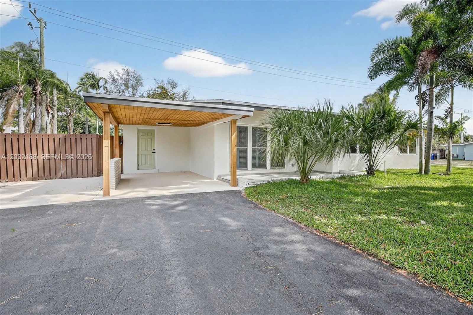 3371 SW 23rd St, Fort Lauderdale FL 33312