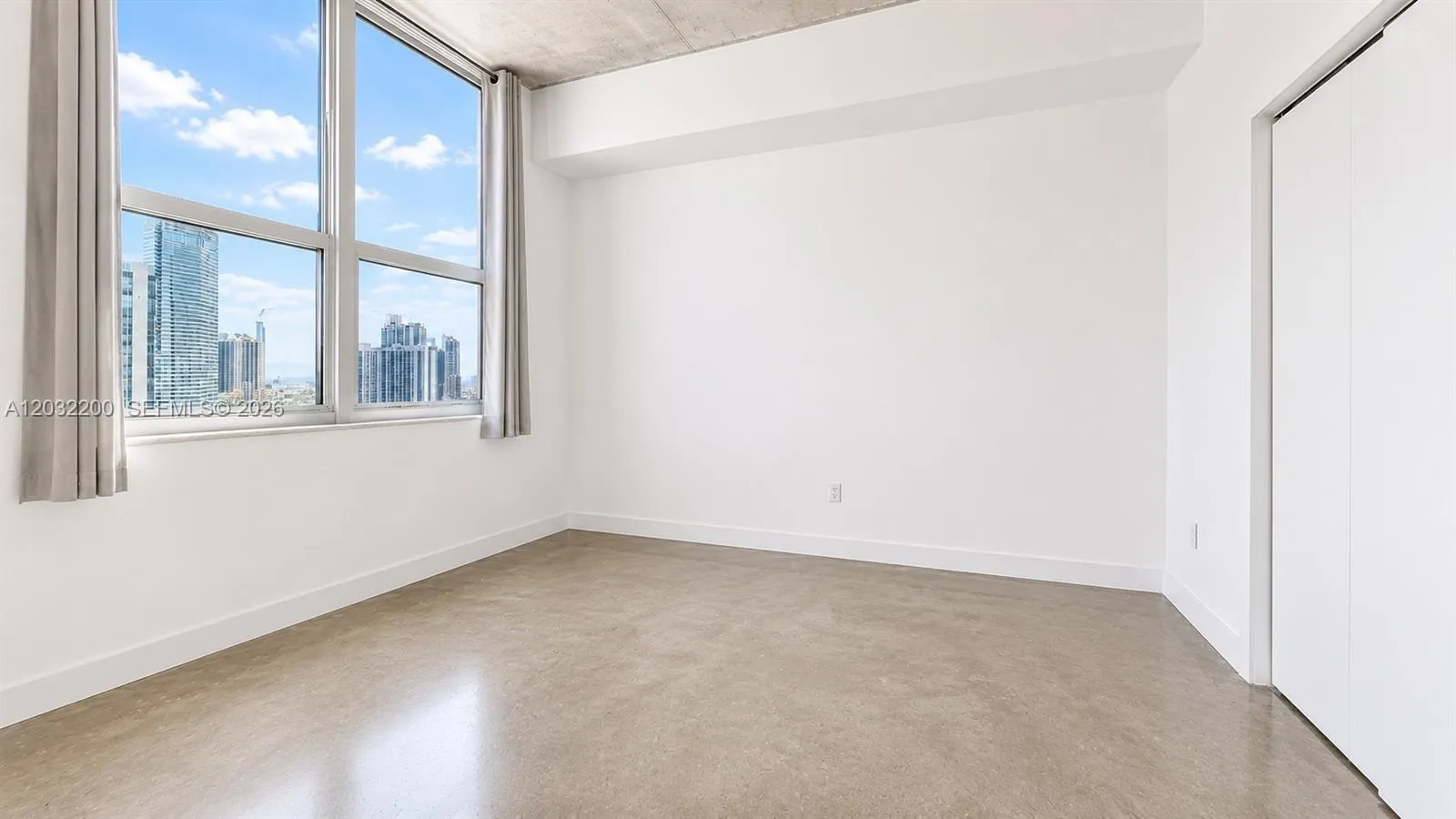 133 NE 2nd Ave # 3112, Miami FL 33132