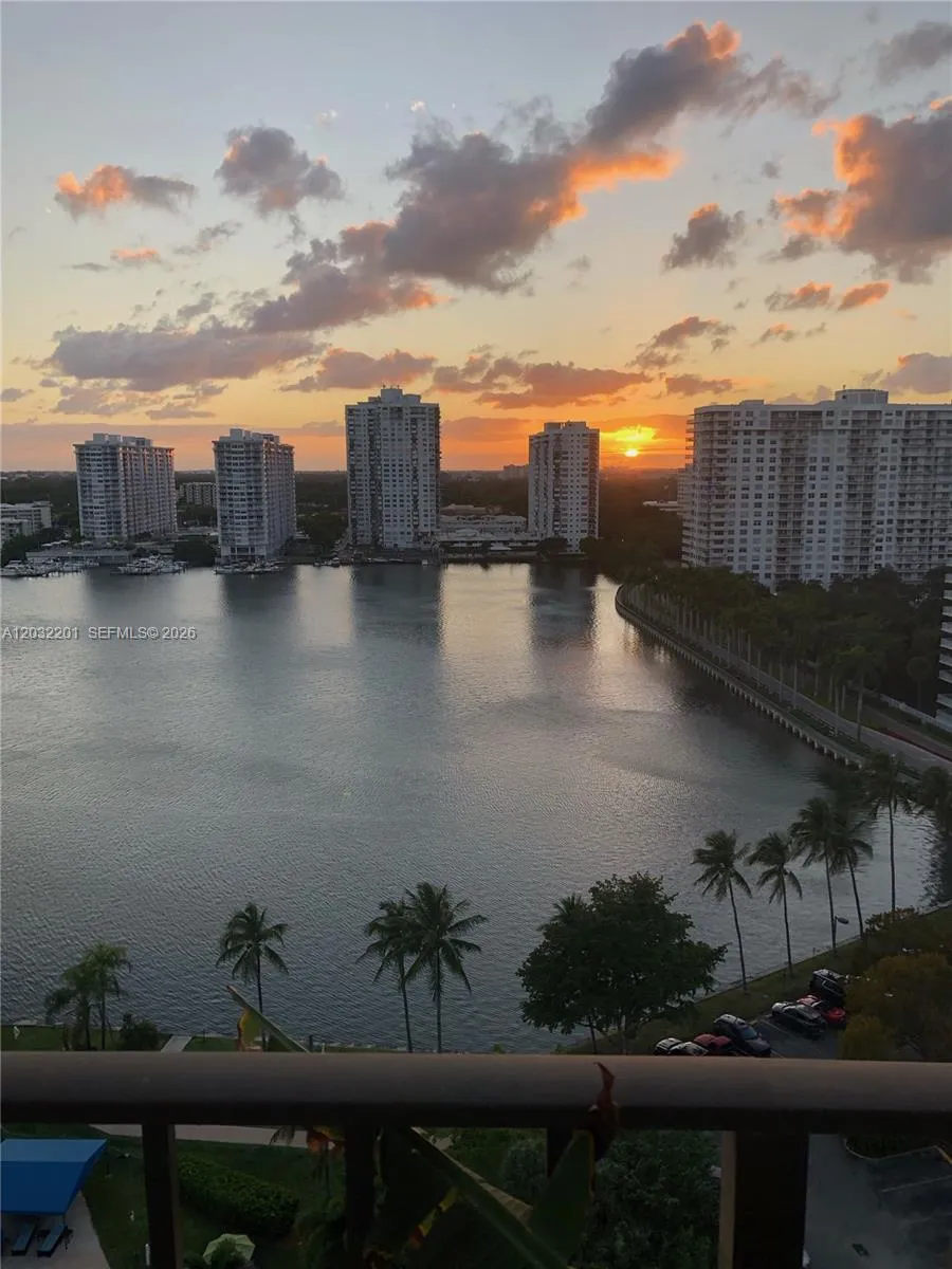 18181 NE 31st Ct # 1710, Aventura FL 33160