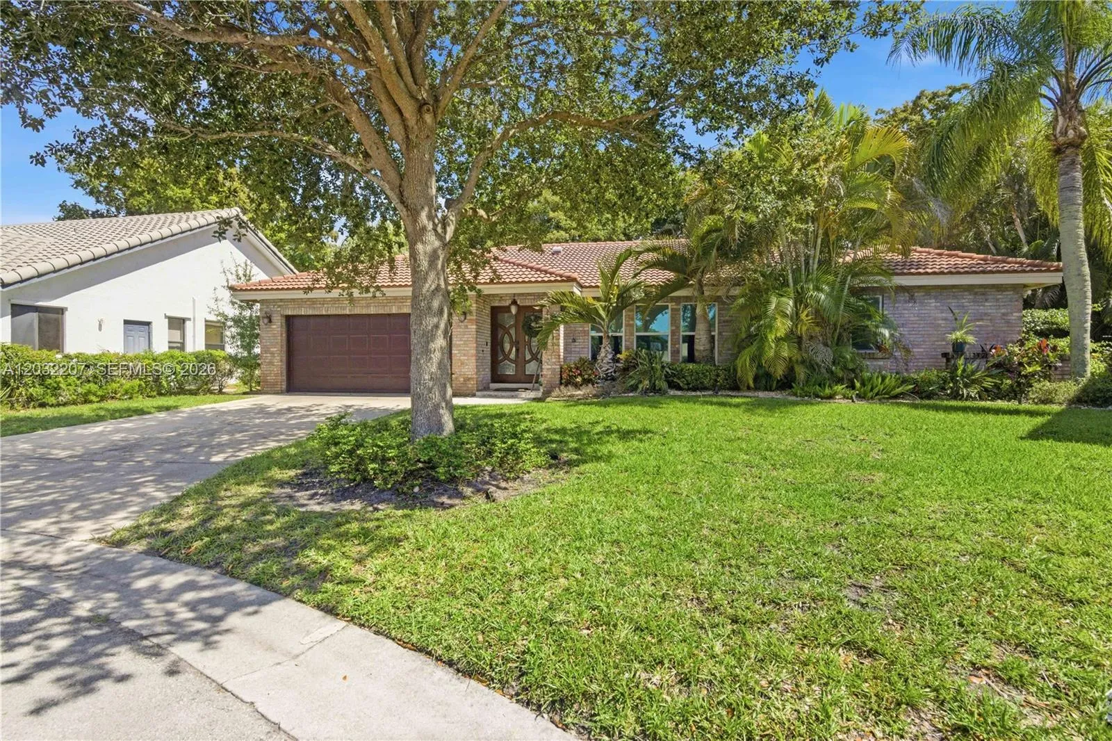 5940 NW 52nd St, Coral Springs FL 33067