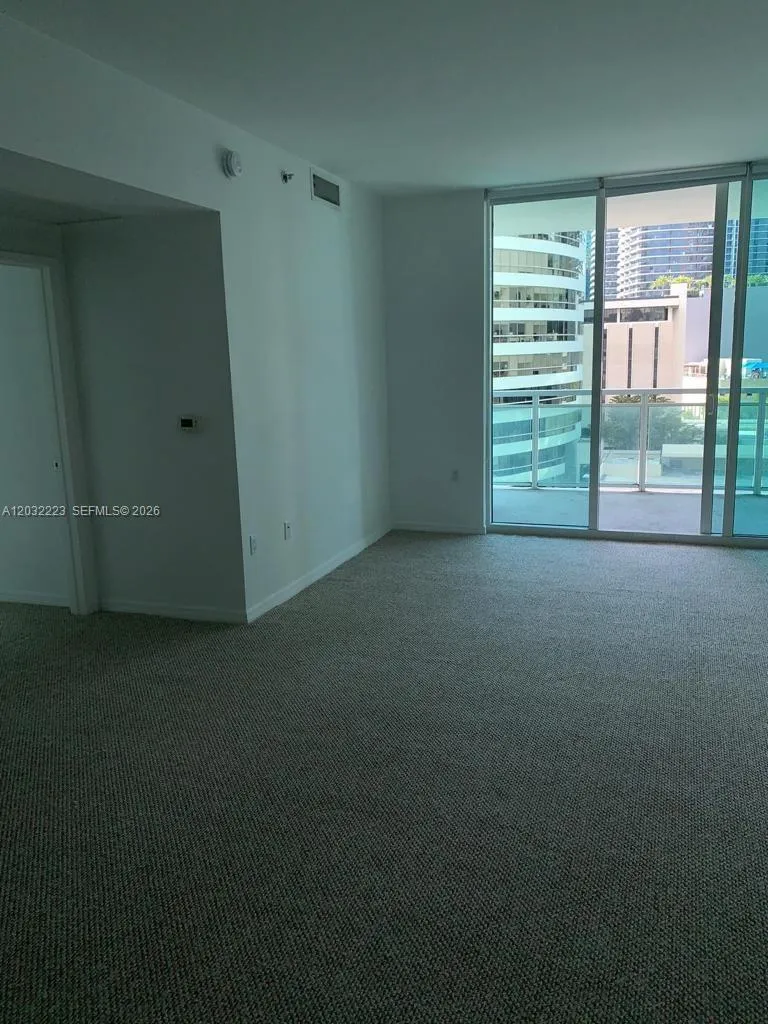 950 Brickell Bay Dr # 701, Miami FL 33131
