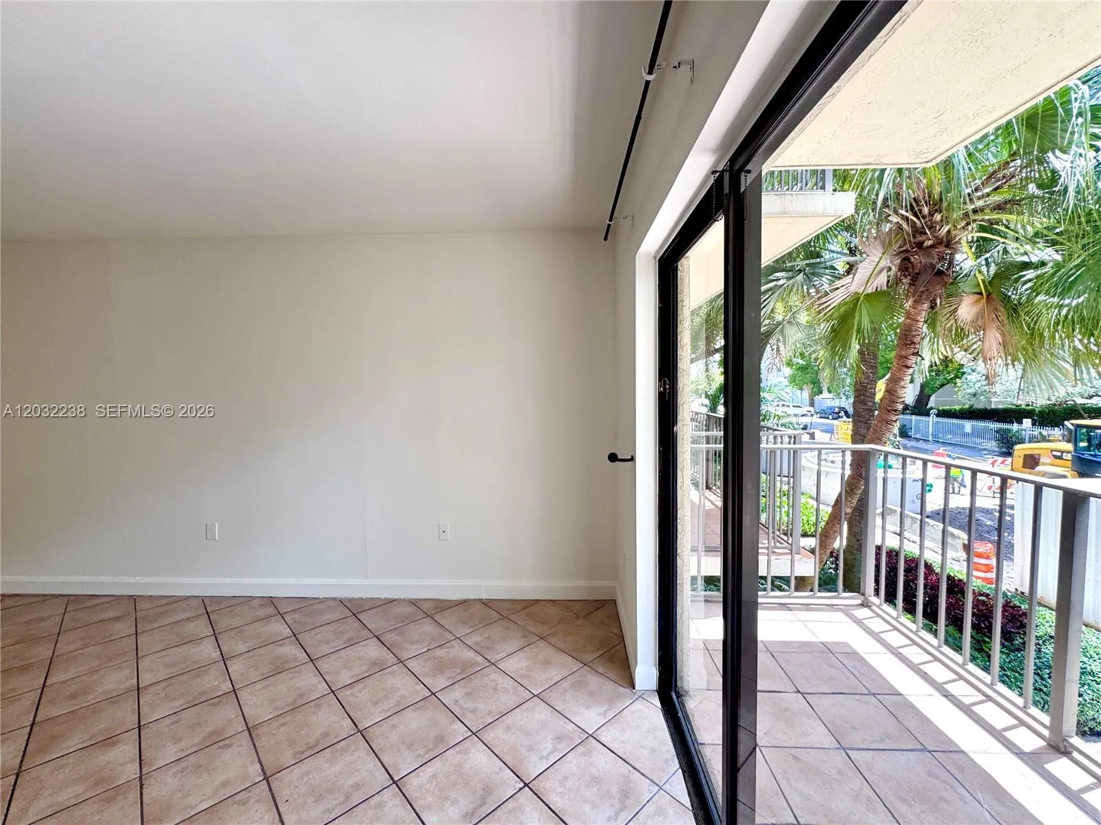 1250 Lincoln Rd # 203, Miami Beach FL 33139