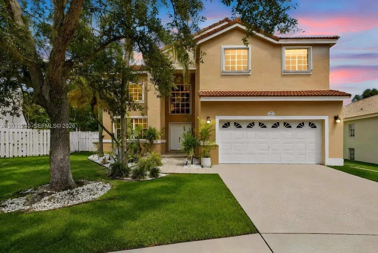 480 Cambridge Dr, Weston FL 33326