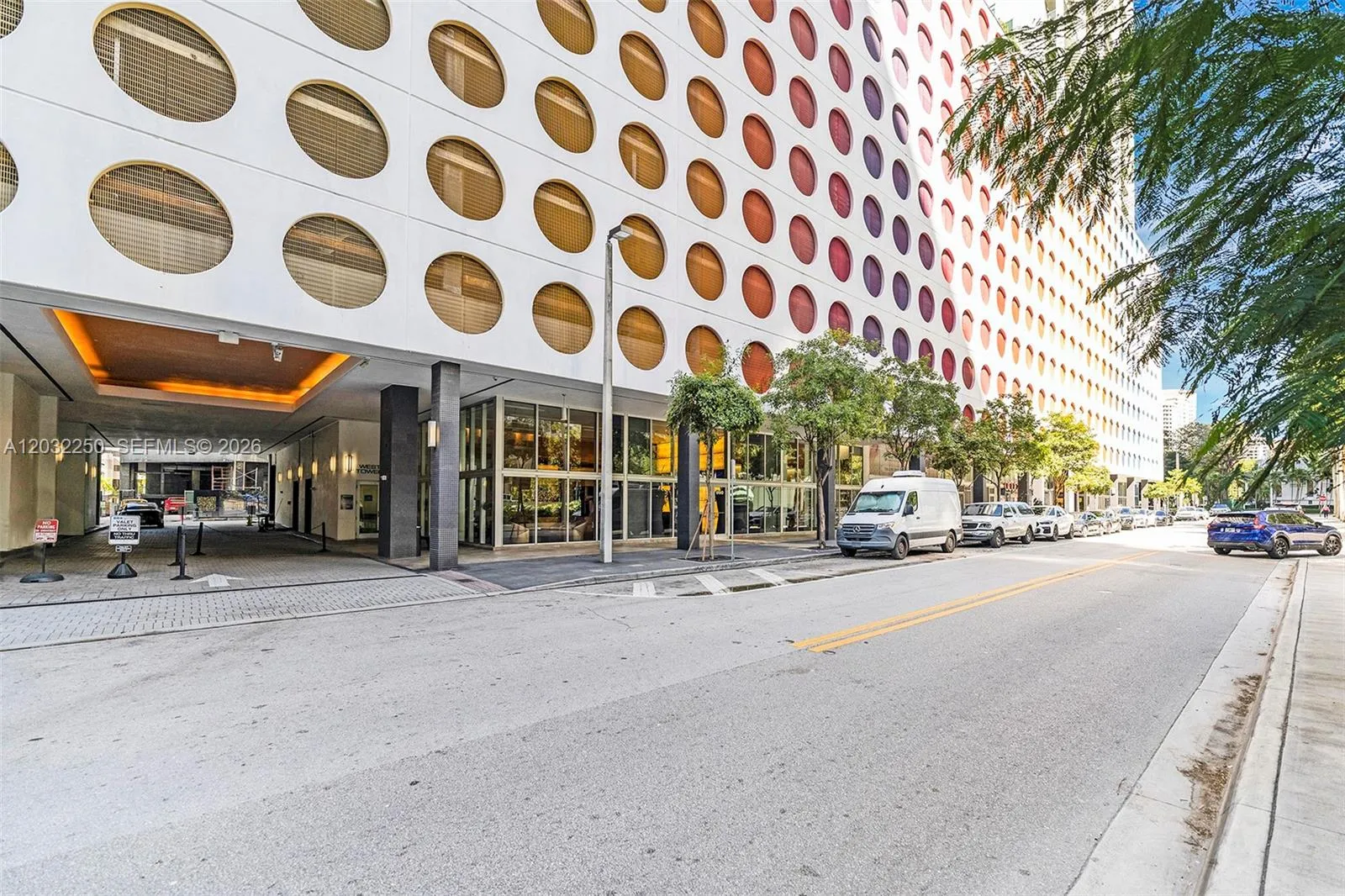 55 SE 6th St # 1208, Miami FL 33131