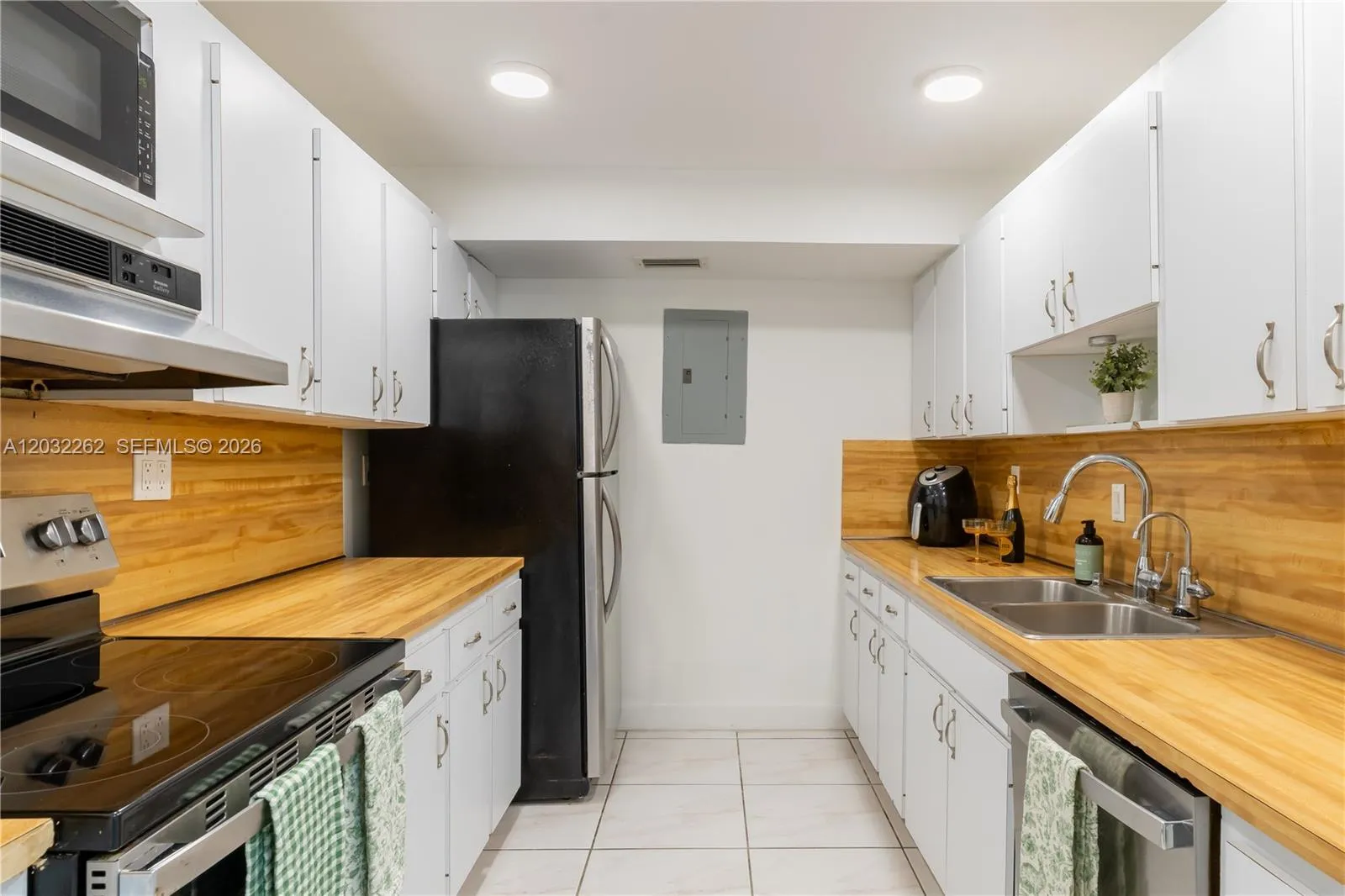 7933 E West Dr # 1025, North Bay Village FL 33141