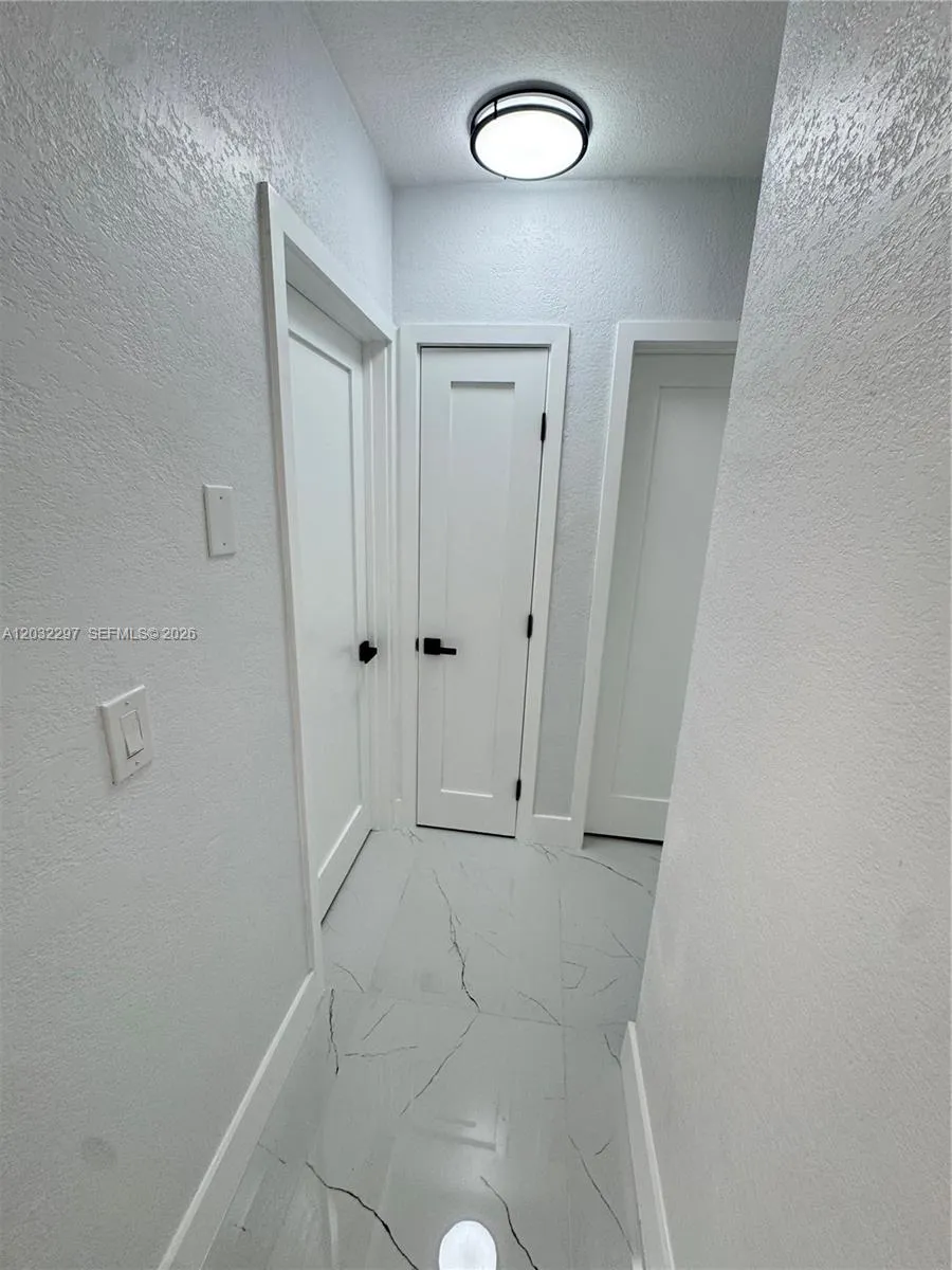 1096 NE 157th Ter, North Miami Beach FL 33162