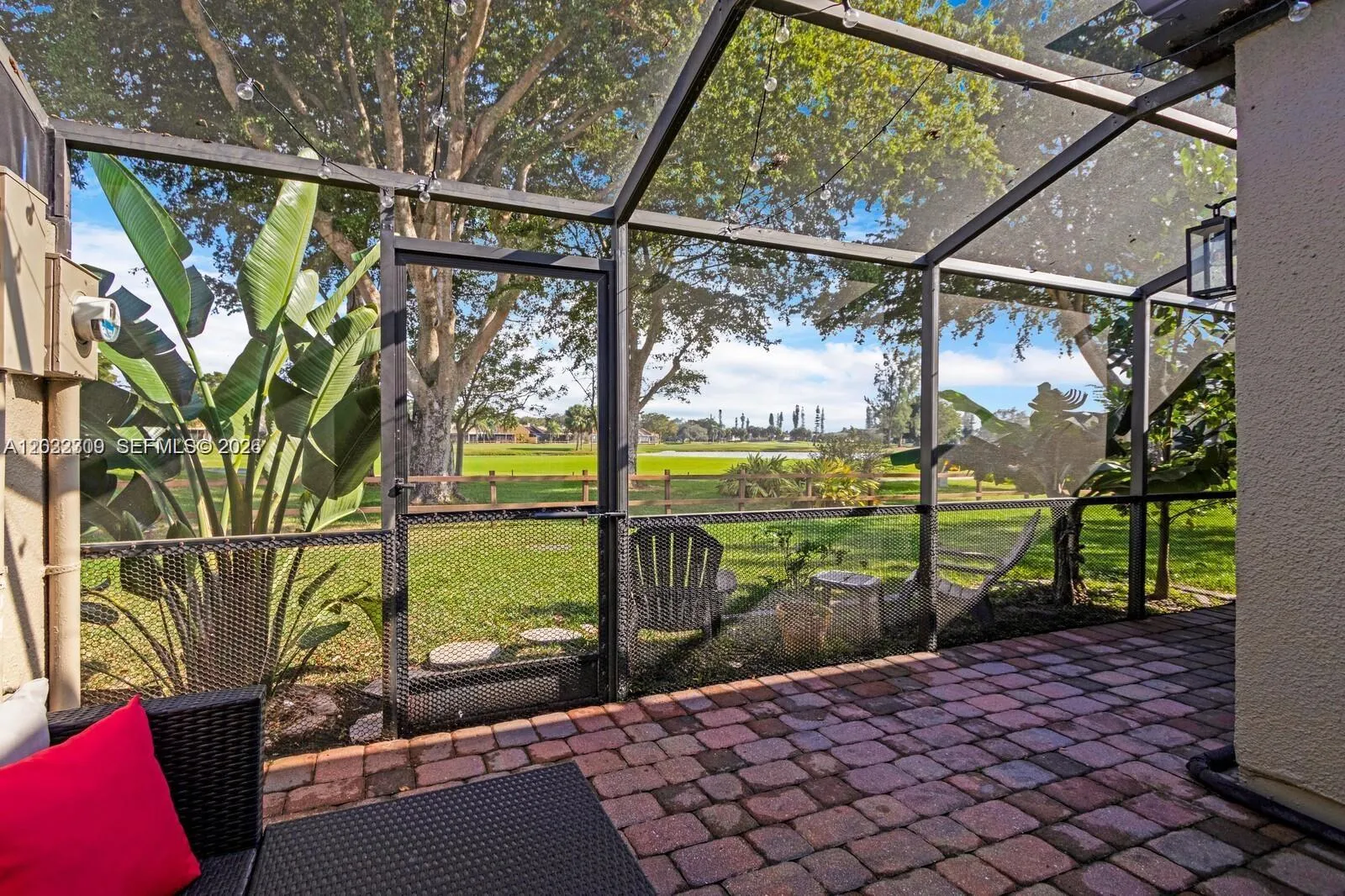 1411 W Fairway Rd, Pembroke Pines FL 33026