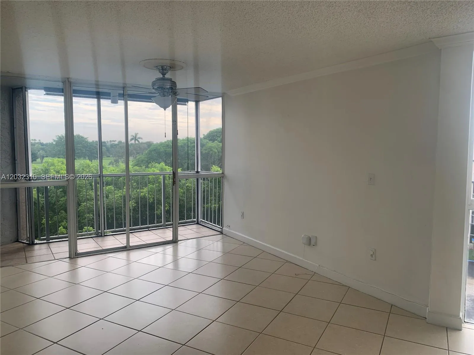 7125 NW 186th St # B501, Hialeah FL 33015