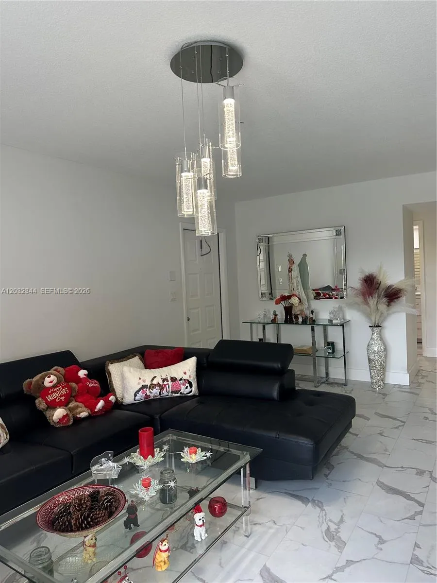 1200 SW 113th Ter # 202, Pembroke Pines FL 33025