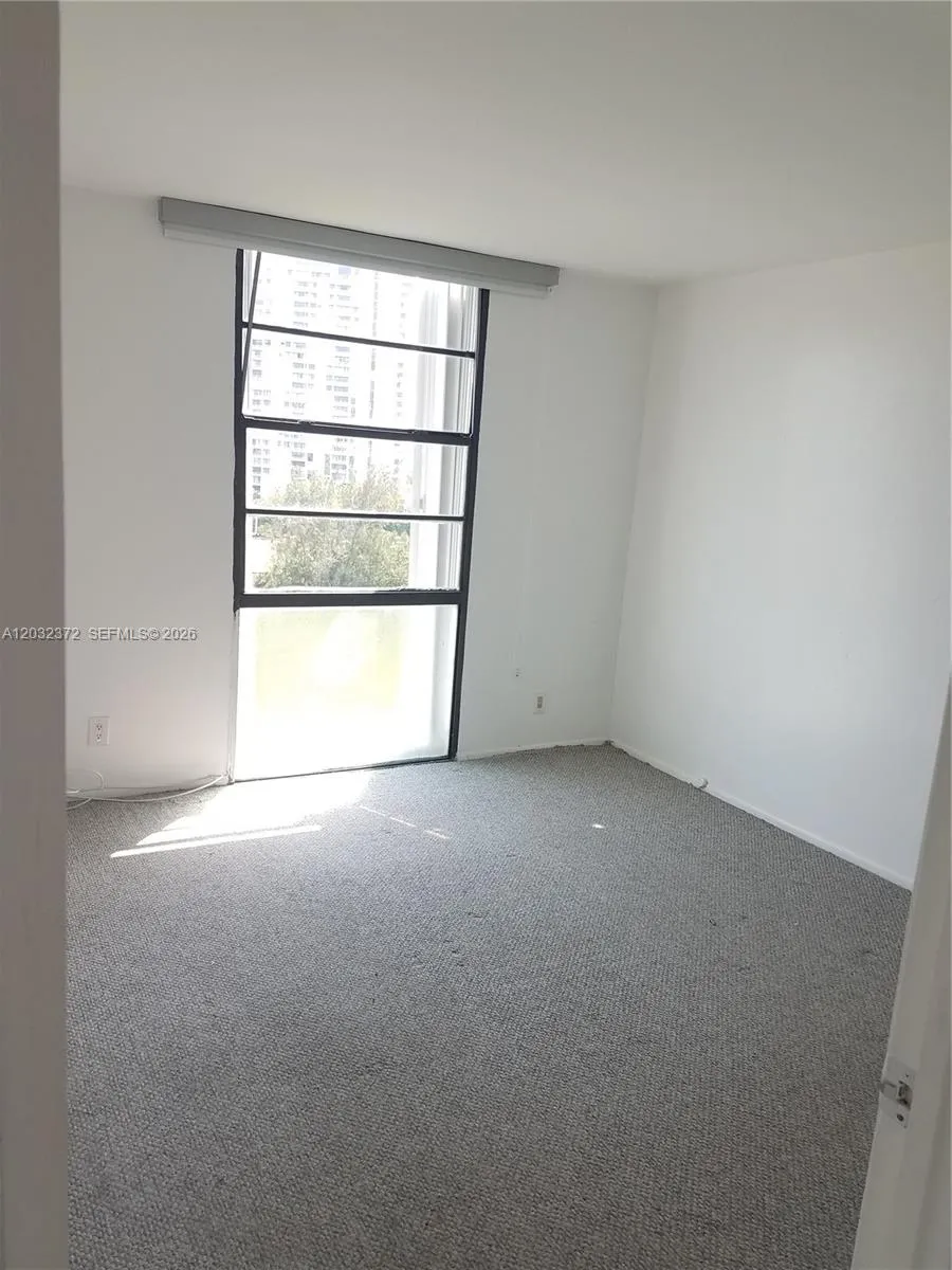 3475 N Country Club Dr # 805, Aventura FL 33180