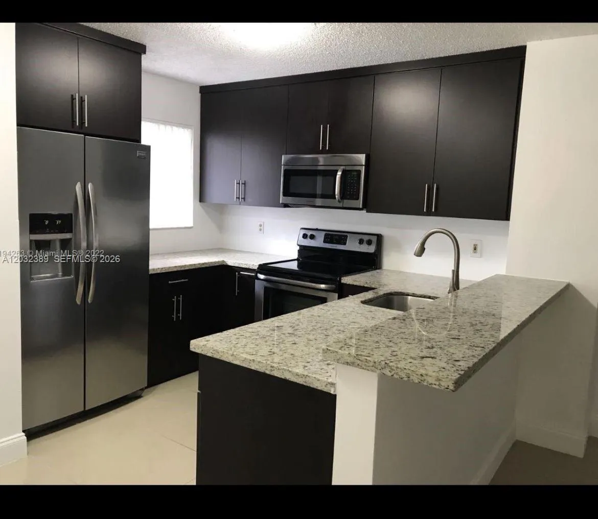 8730 N Sherman Cir # 302, Miramar FL 33025