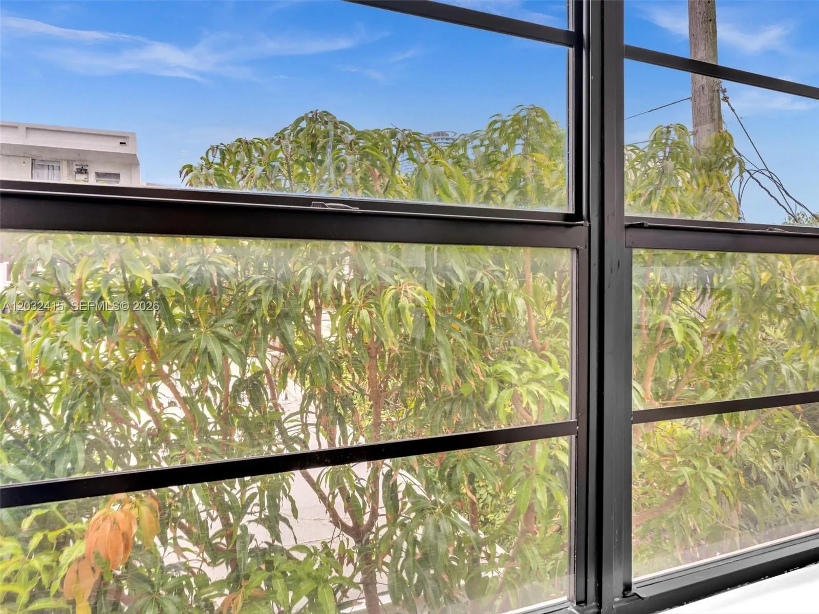 934 Michigan Ave # 305, Miami Beach FL 33139