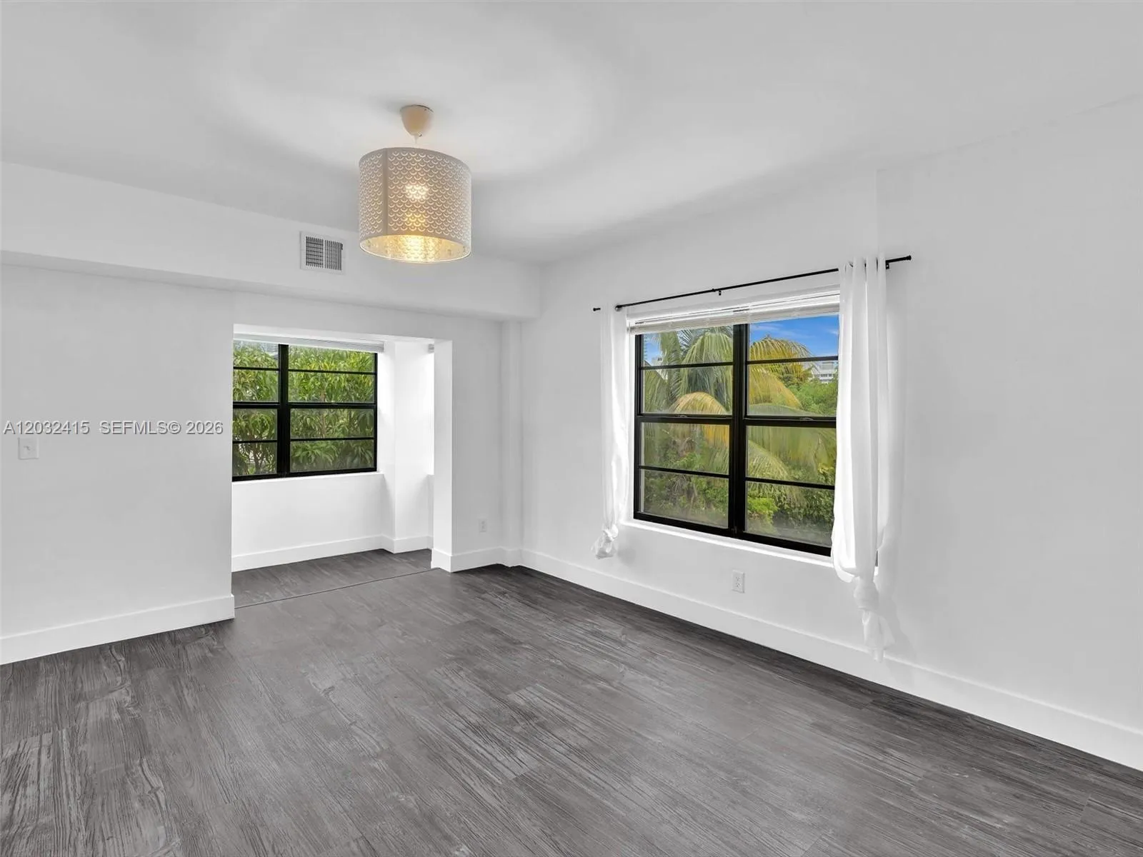 934 Michigan Ave # 305, Miami Beach FL 33139