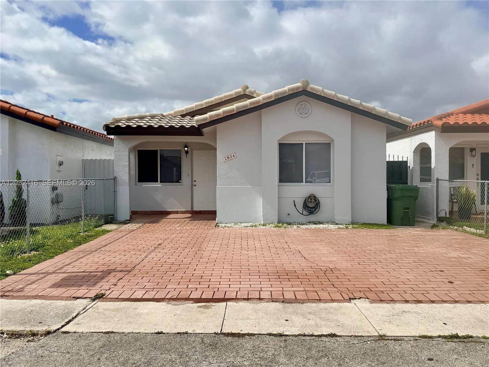 2834 W 75th Ter, Hialeah FL 33018