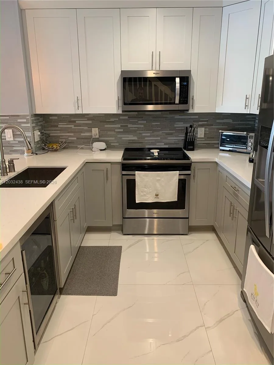 223 SW 120th Ave # 0, Pembroke Pines FL 33025