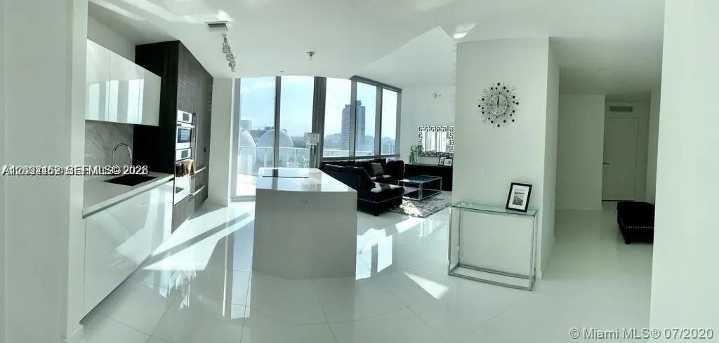 851 NE 1st AV # 1402, Miami FL 33128