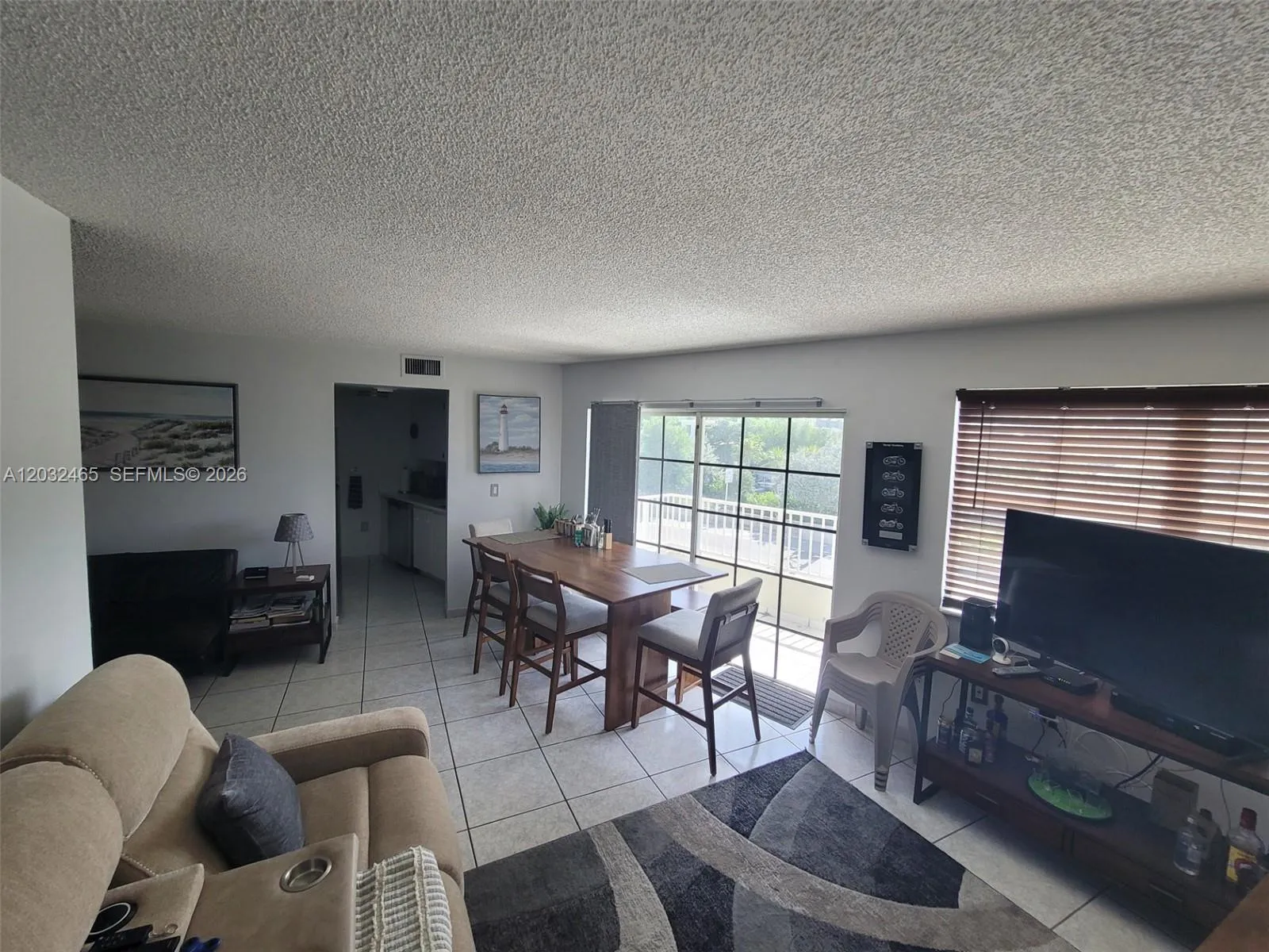 2600 Collins Ave # 201, Miami Beach FL 33140