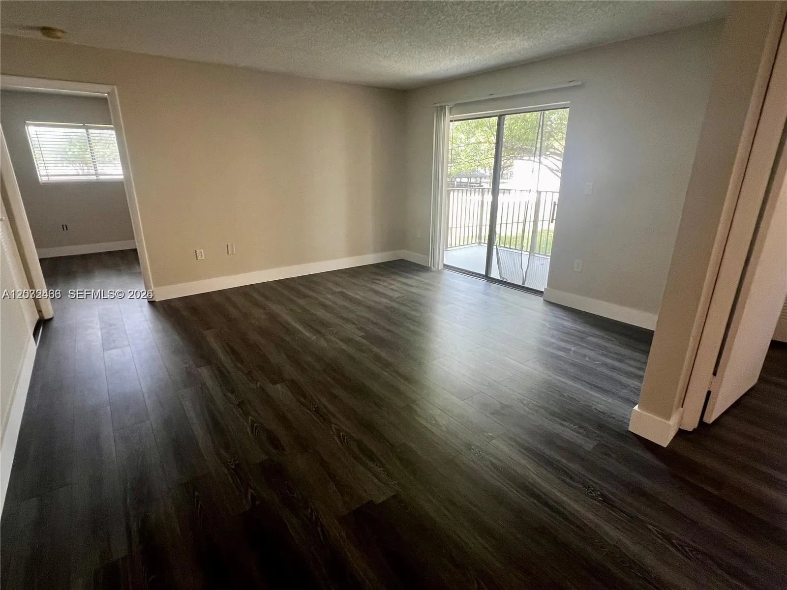 350 W Palm Cir W # 203, Pembroke Pines FL 33025