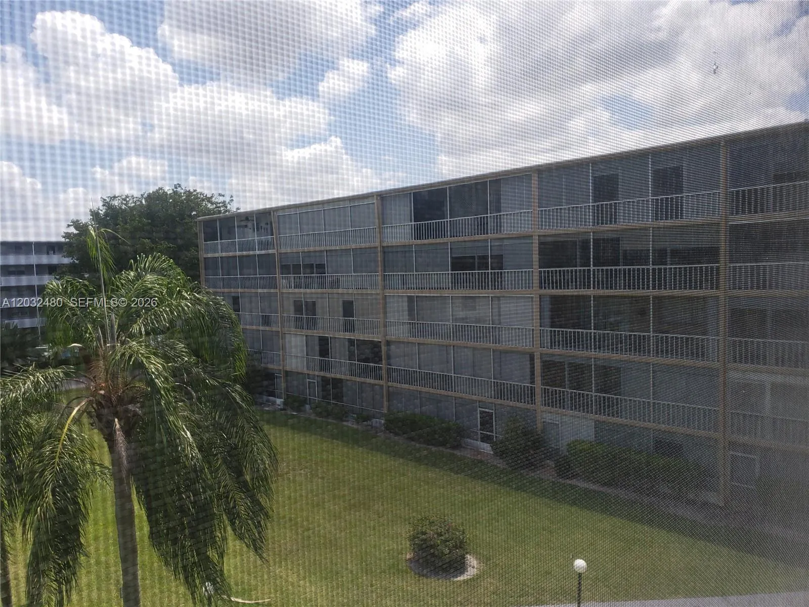4700 Washington St # 404, Hollywood FL 33021