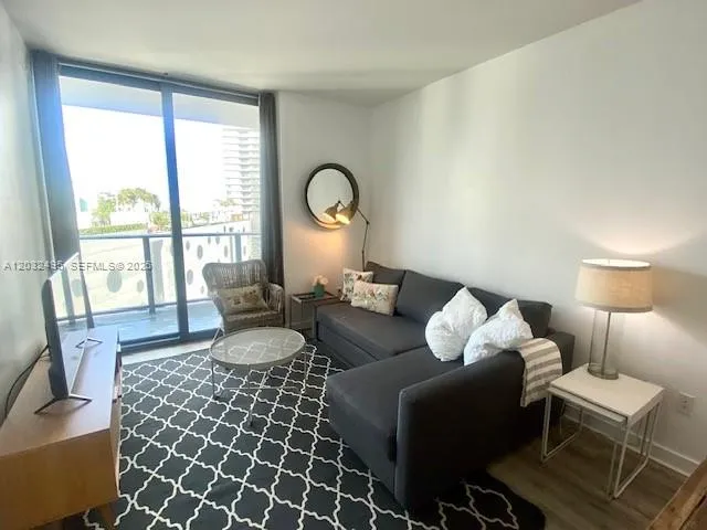 501 NE 31st St # 802, Miami FL 33137