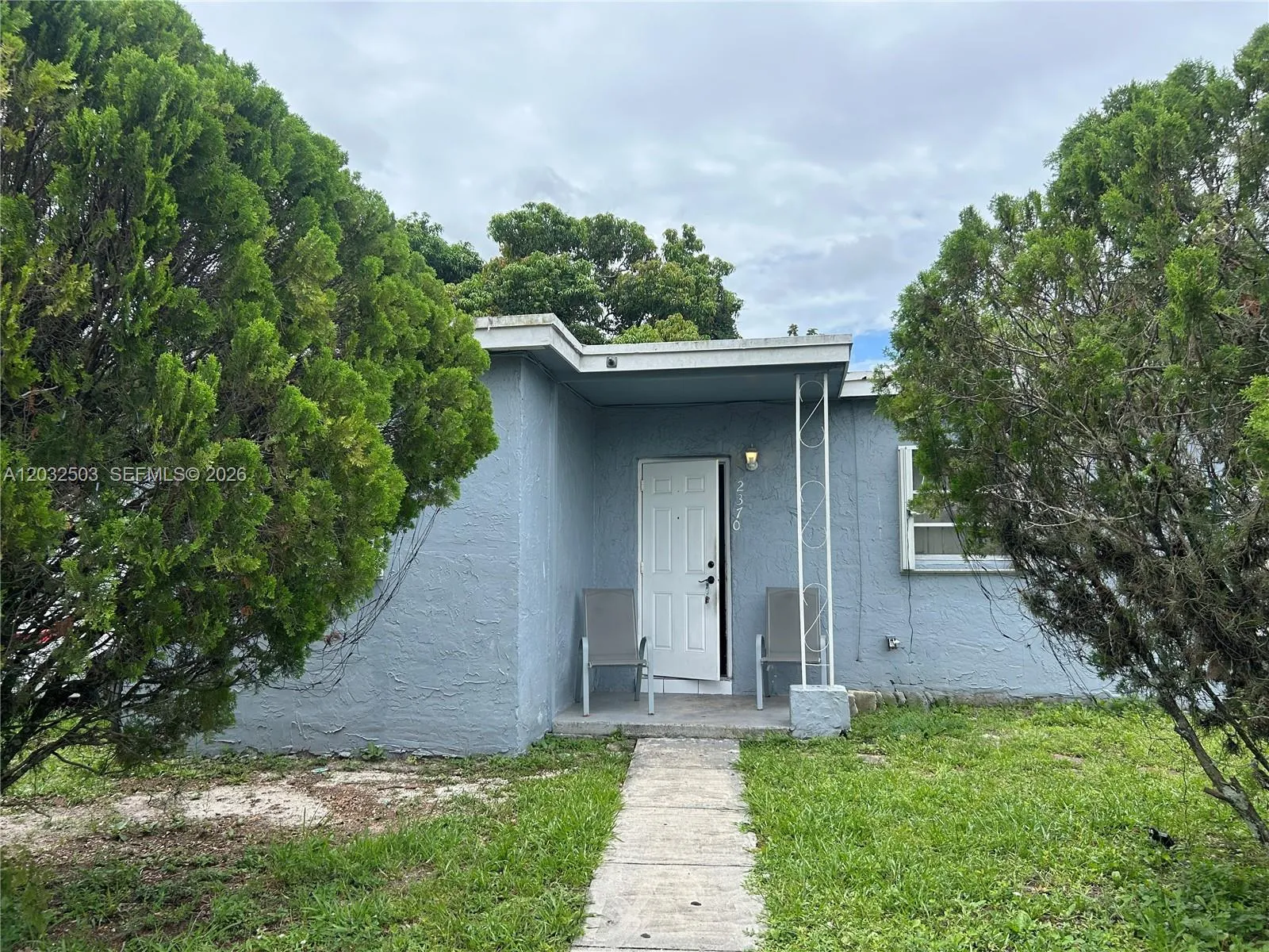 2370 NW 153rd St, Miami Gardens FL 33054