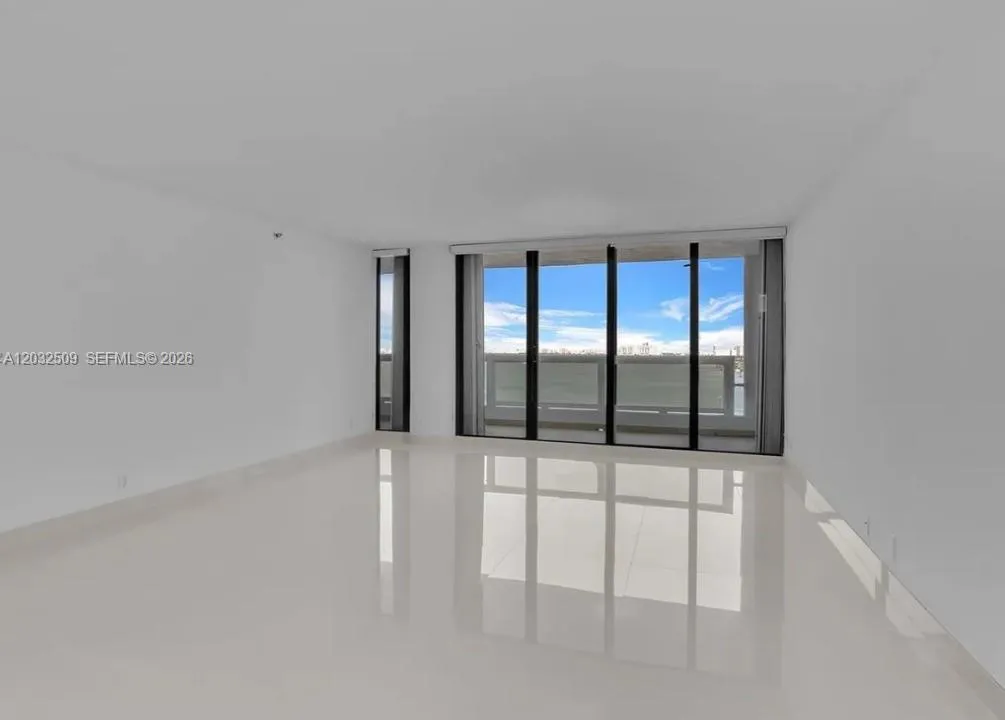 1717 N Bayshore Dr # 1533, Miami FL 33132