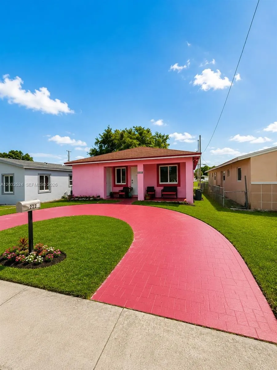 2227 Farragut St, Hollywood FL 33020