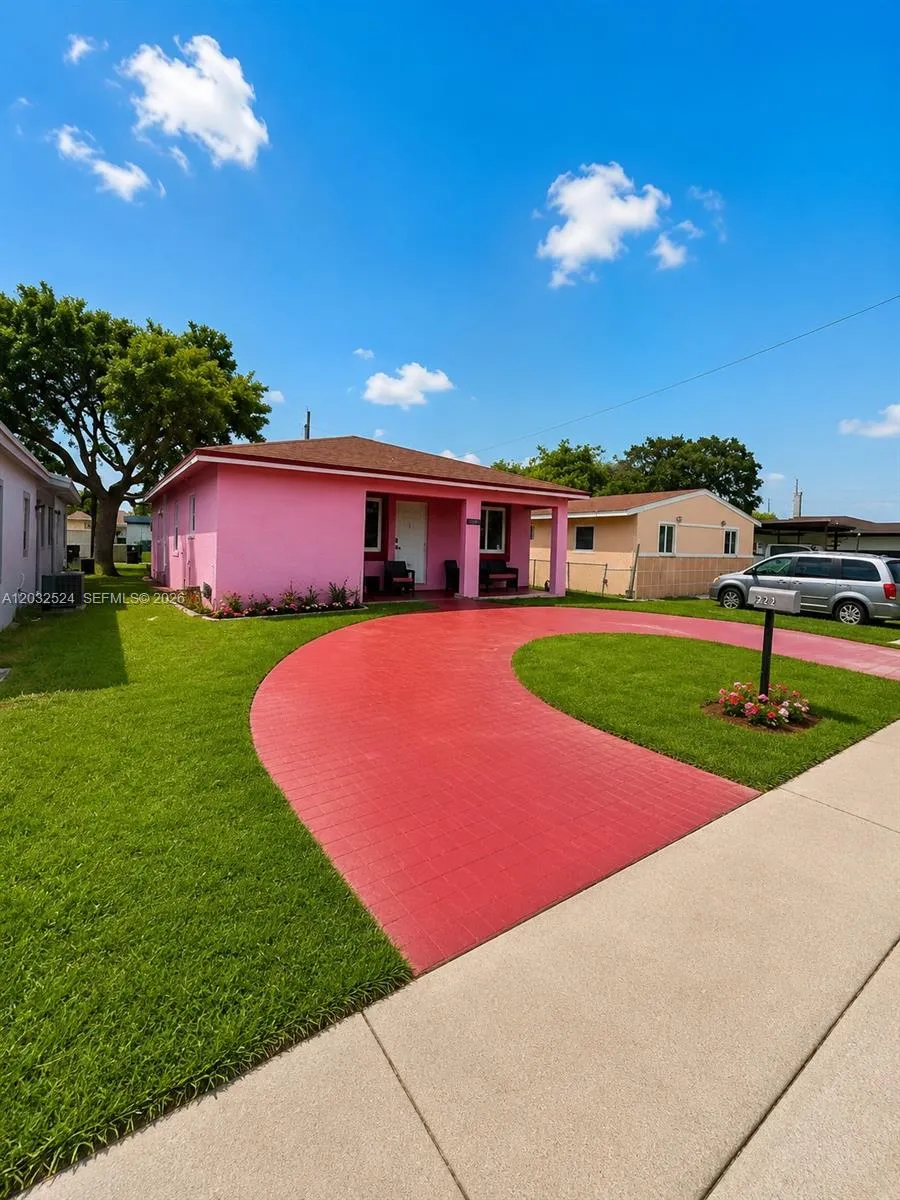 2227 Farragut St, Hollywood FL 33020