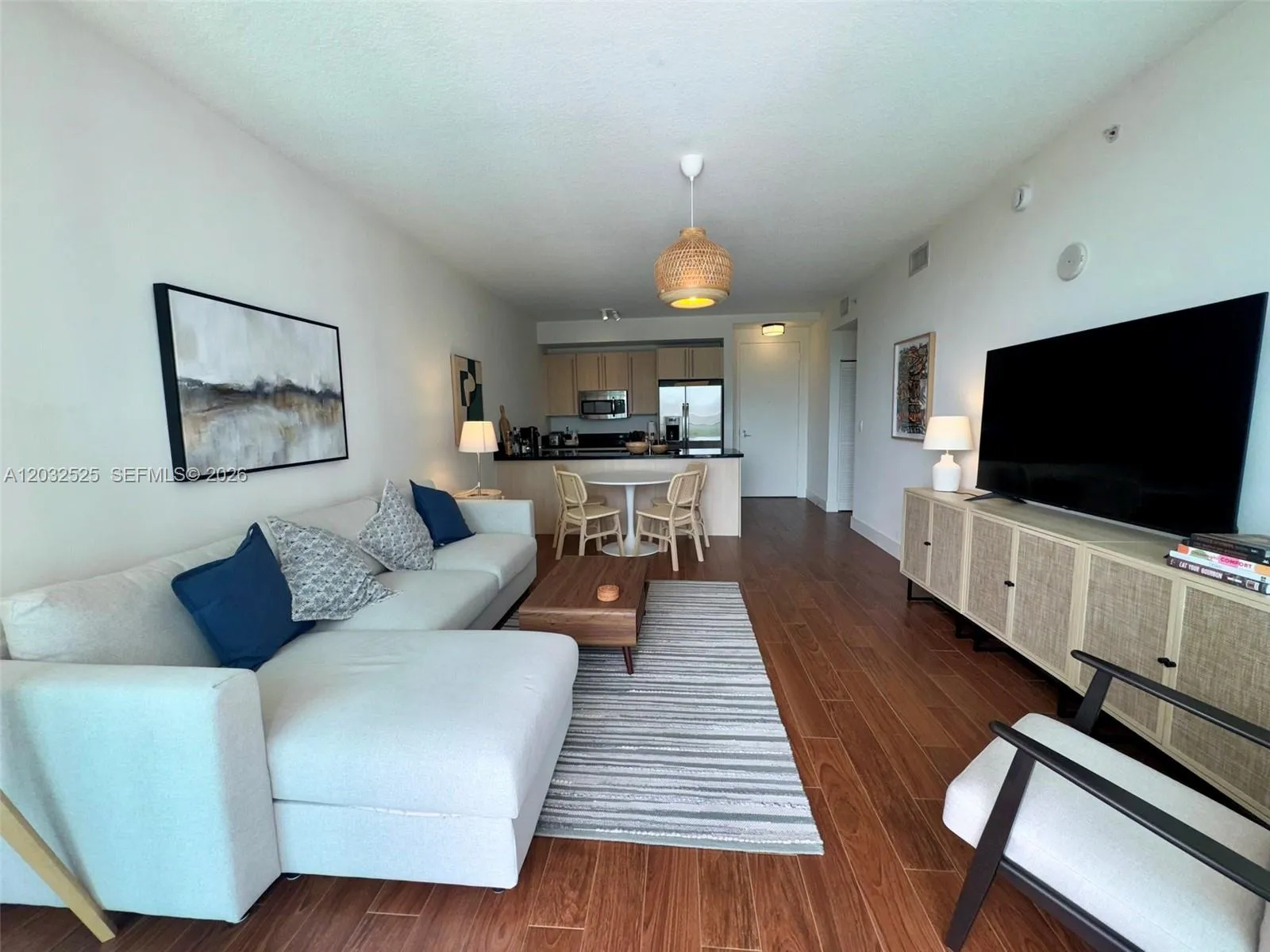 79 SW 12th St # 1502, Miami FL 33130