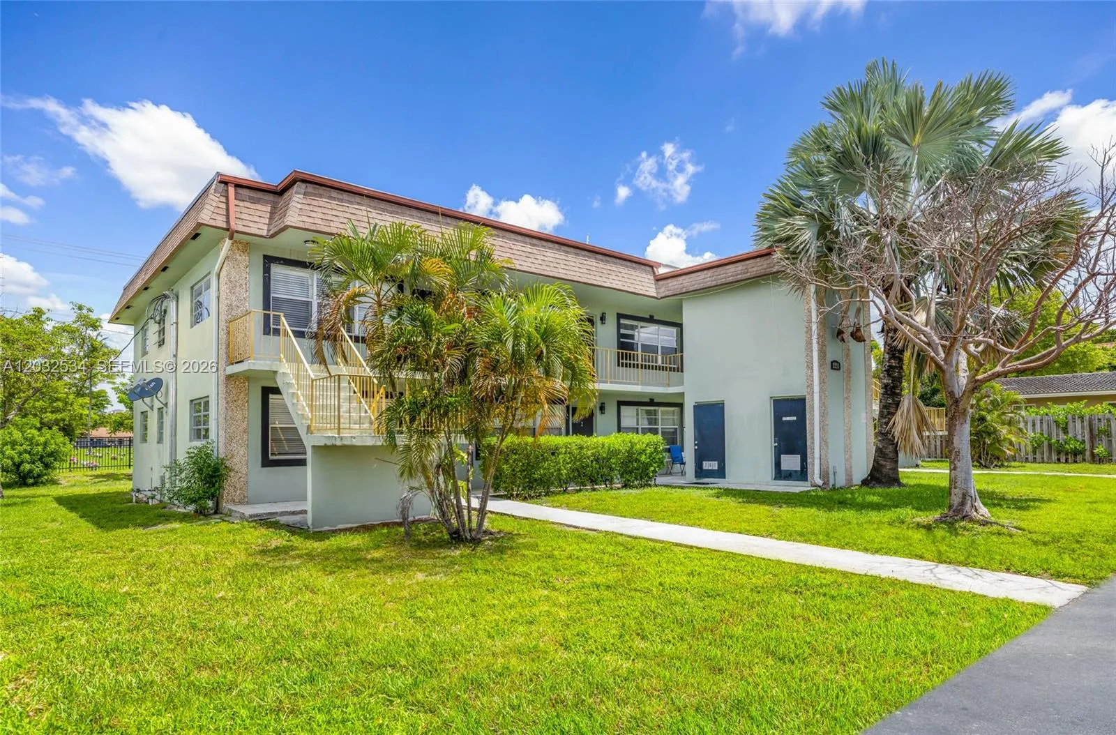 2255 SE 5th St, Pompano Beach FL 33062