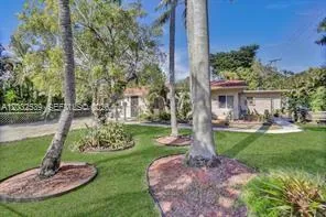 2199 NE 182nd St # 2, North Miami Beach FL 33162