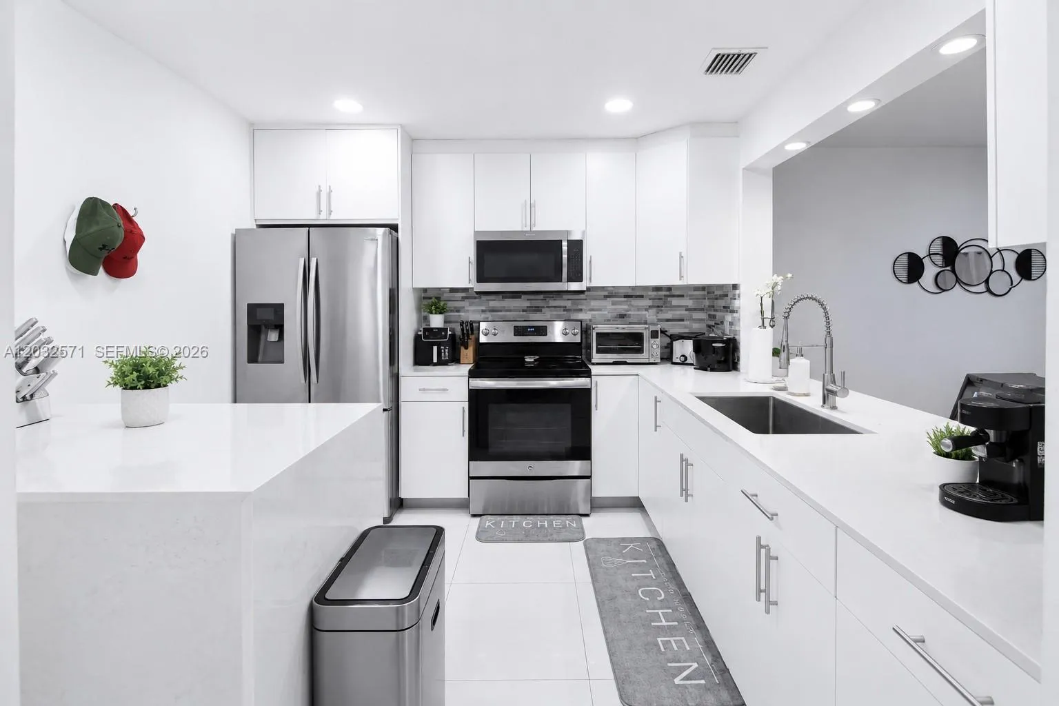 1127 SW 134th Pl, Miami FL 33184